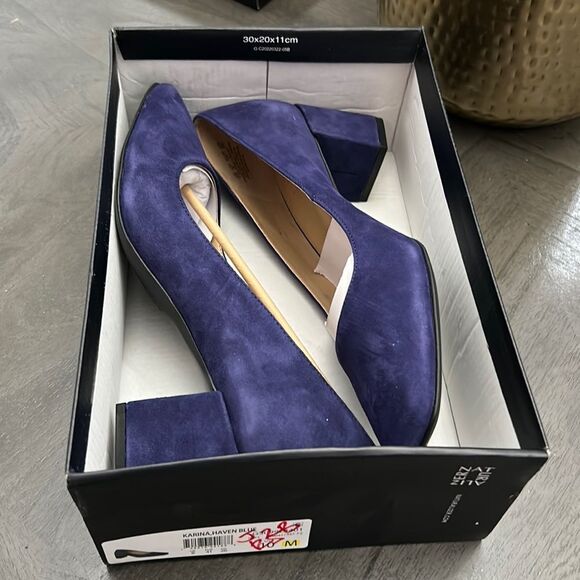 Naturalizer KARINA Block Heel Pumps - Picture 2 of 10